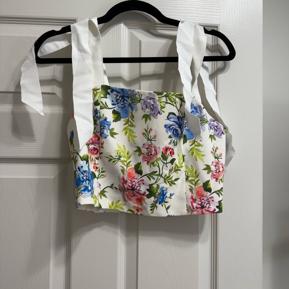 Alice and olivia Nika fitted crop top